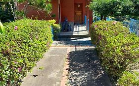 Casa Agradável com piscina.